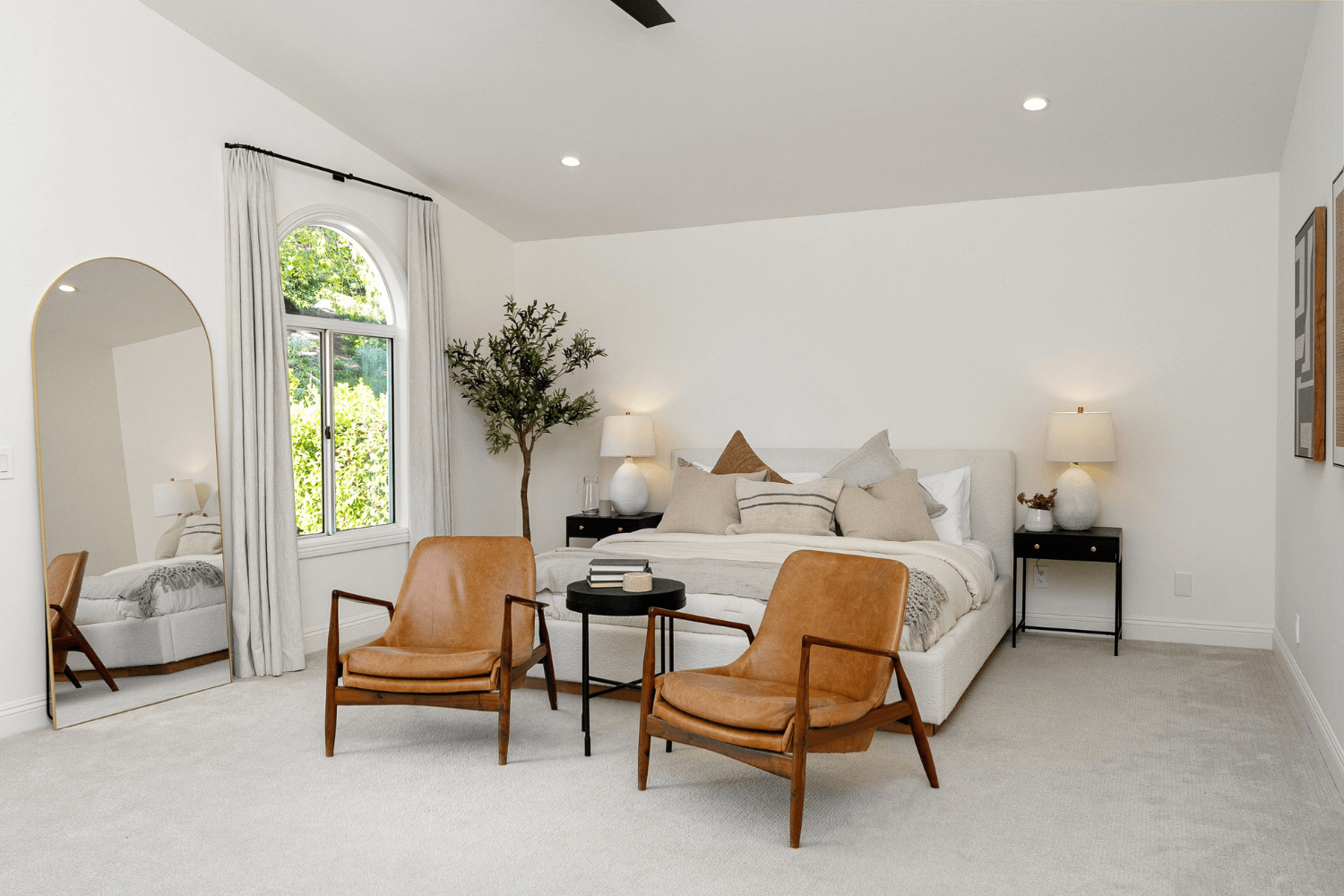 expand master bedroom with bedroom bump out addition
