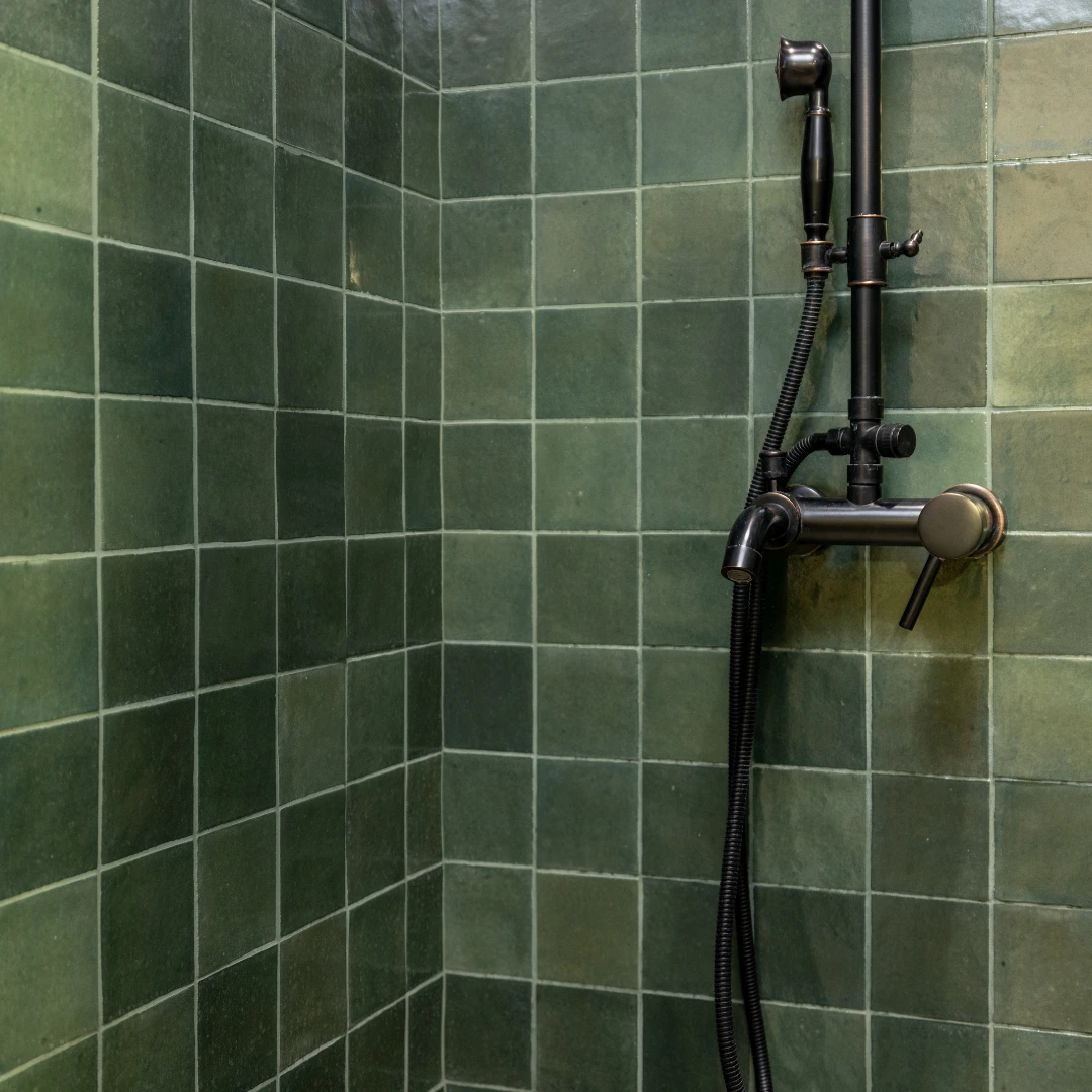 custom bathroom tile designs