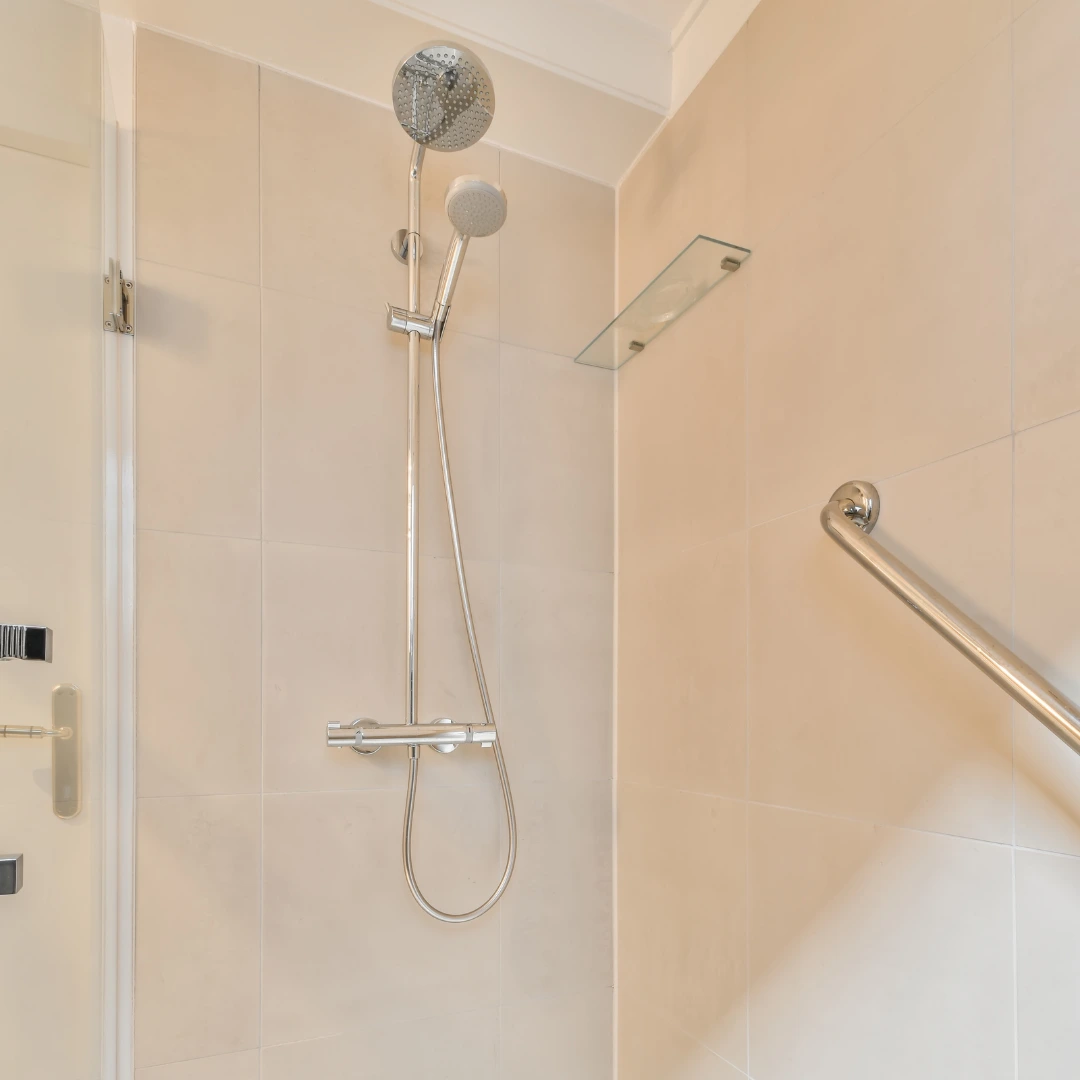 design accessible bathrooms