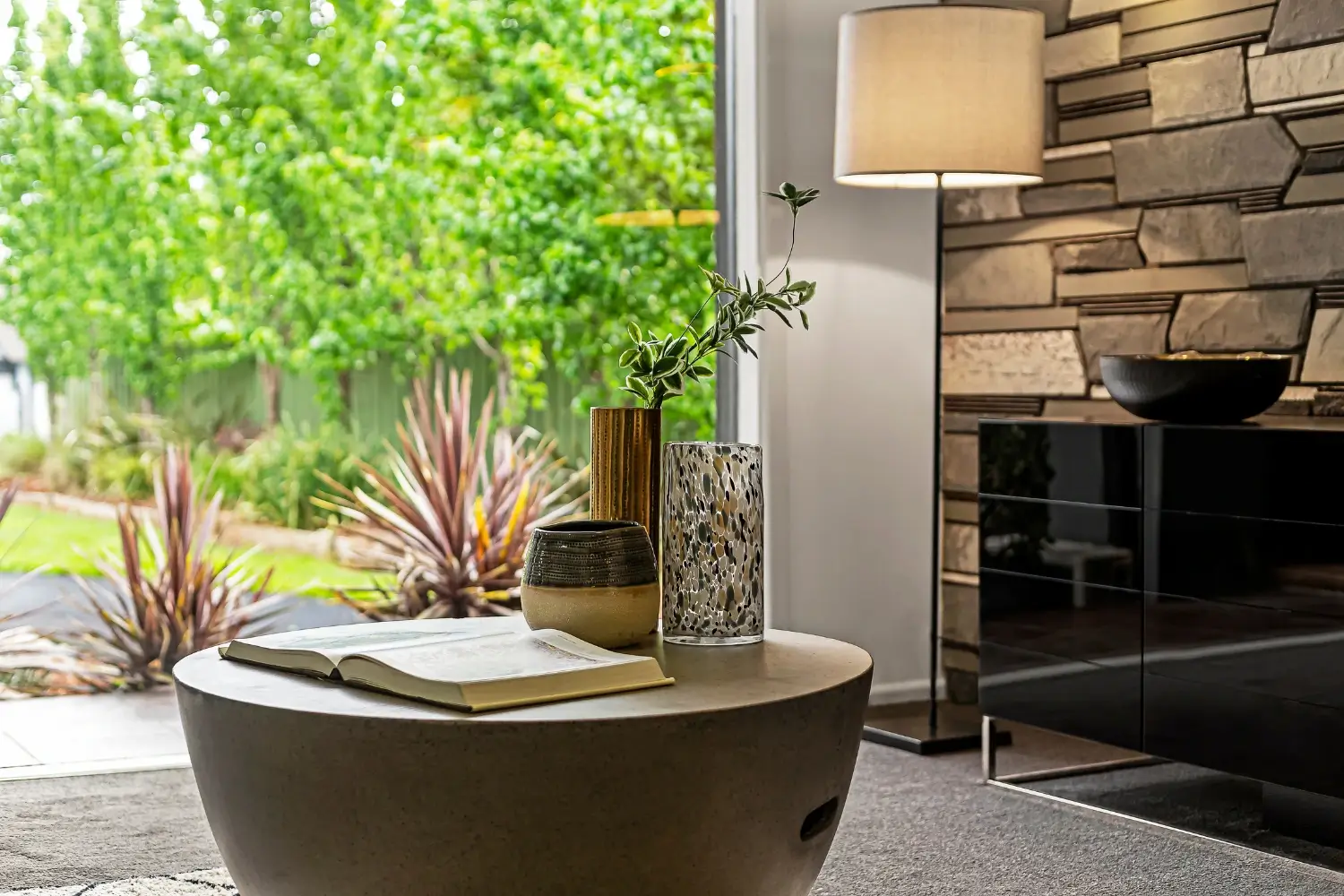 company to build garden houses